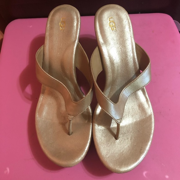 UGG Shoes - UGG Natassia Platform Sandal Gold Wedges Size 10